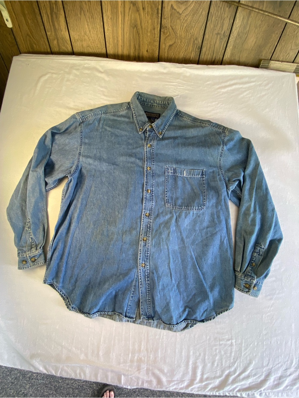Newton Trading Company Men’s XL Distress Denim Blue Jean Casual Shirt